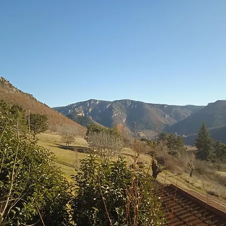 بيت للعطل De La Via Ferrata Liaucous *